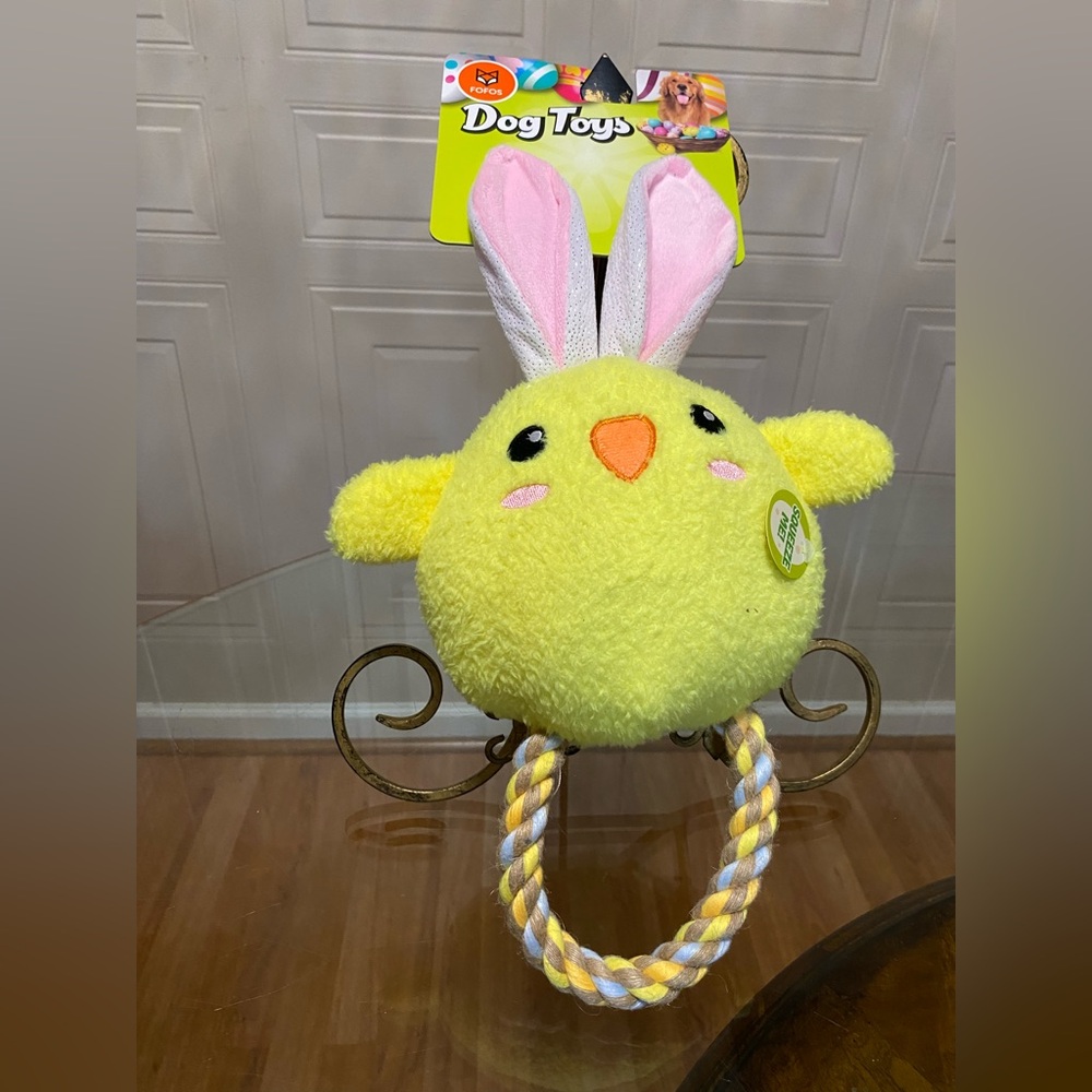 FOFOS Brand New Interactive Easter 🐣 14” Dog  Toy-   Rope &Squeaker